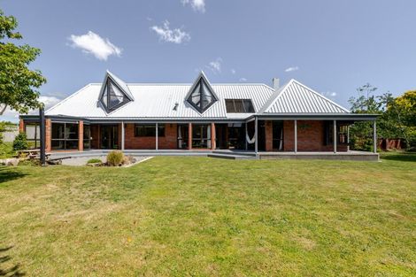 Photo of property in 17 Hind Place, Hokowhitu, Palmerston North, 4410