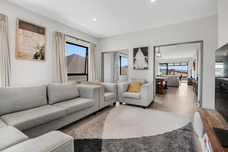 Photo of property in 4 Tendril Court, Orewa, 0931