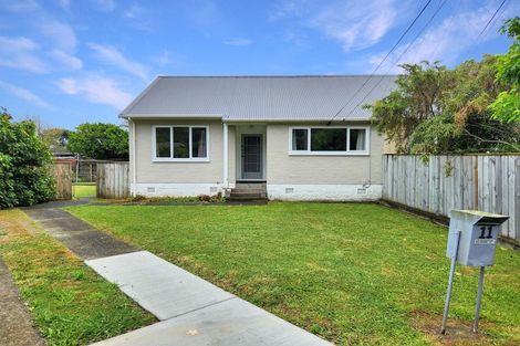 Photo of property in 11 Frickleton Grove, Waterloo, Lower Hutt, 5011