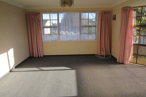 Photo of property in 50 Highbury Drive, Levin, 5510