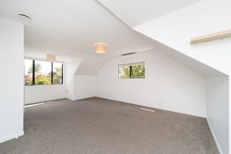 Photo of property in 10a Hardie Street, Hokowhitu, Palmerston North, 4410