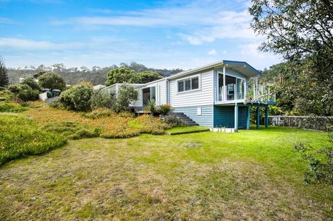 Photo of property in 311 Motutara Road, Muriwai, Waimauku, 0881