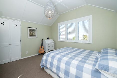 Photo of property in 13 Lincoln Road, Bluff Hill, Napier, 4110
