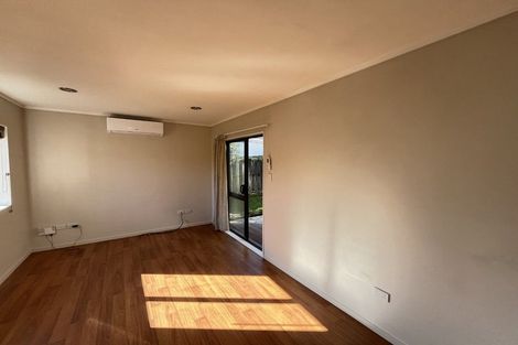 Photo of property in 23 Trinidad Road, Sunnynook, Auckland, 0620