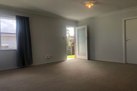 Photo of property in 69b Cardiff Road, Pakuranga, Auckland, 2010
