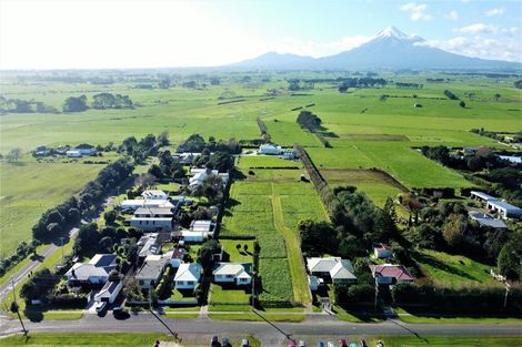 Photo of property in 81 Whitcombe Road, Opunake, 4616