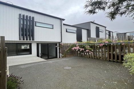 Photo of property in 4/23 Middleton Road, Johnsonville, Wellington, 6037