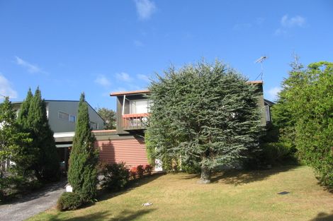 Photo of property in 2/2 Hume Drive, Hillcrest, Auckland, 0627