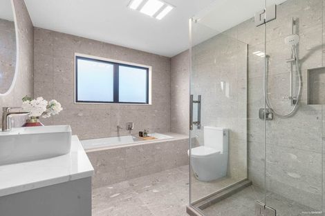 Photo of property in 36 Paparahi Place, Wainui, 0992