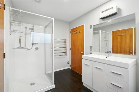 Photo of property in 1/15 Jocelyn Street, Casebrook, Christchurch, 8051