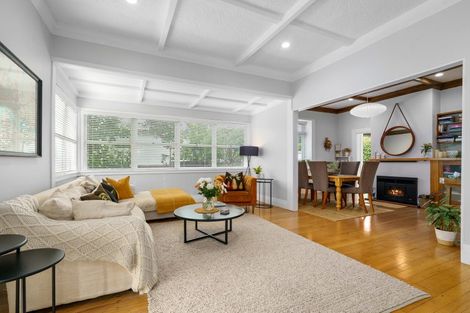 Photo of property in 5 Hamilton Road, Cambridge, 3434