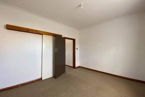Photo of property in 1 Rangiora Street, Castlecliff, Whanganui, 4501