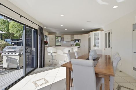 Photo of property in 29 Downing Place, Welcome Bay, Tauranga, 3112