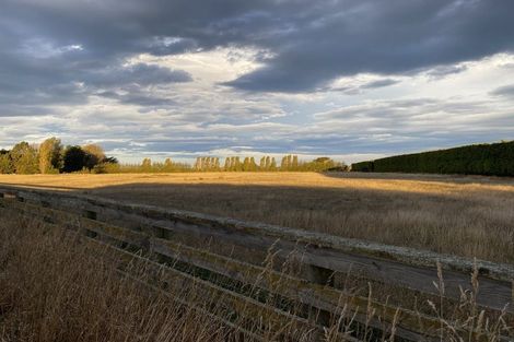 Photo of property in 27 Coldstream Road, Rangiora, 7473