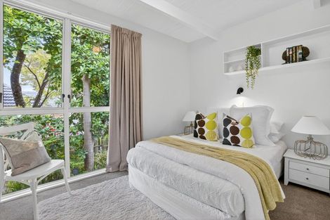 Photo of property in 55 Hillcrest Avenue, Hillcrest, Auckland, 0627