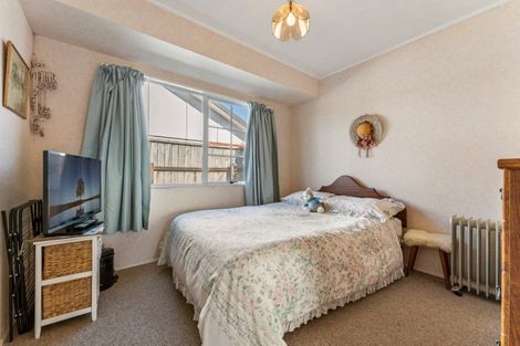 Photo of property in 1 Marwood Place, Mount Maunganui, 3116