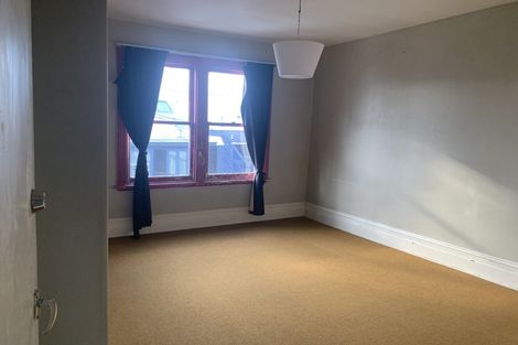 Photo of property in 8a Clermont Terrace, Kelburn, Wellington, 6012