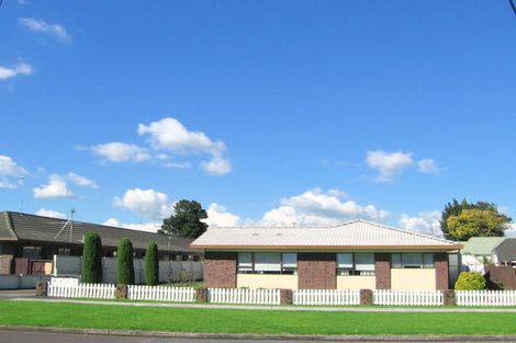 Photo of property in 1/16 Regent Street, Papatoetoe, Auckland, 2025