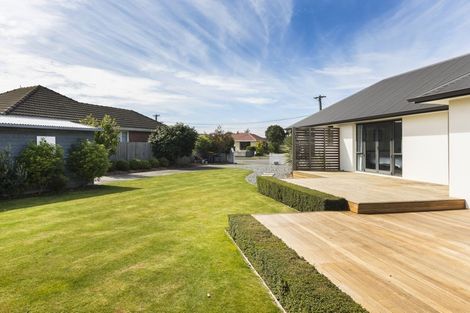 Photo of property in 10 Epping Place, Burnside, Christchurch, 8053