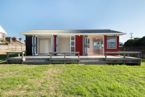 Photo of property in 107 Karewa Parade, Papamoa Beach, Papamoa, 3118