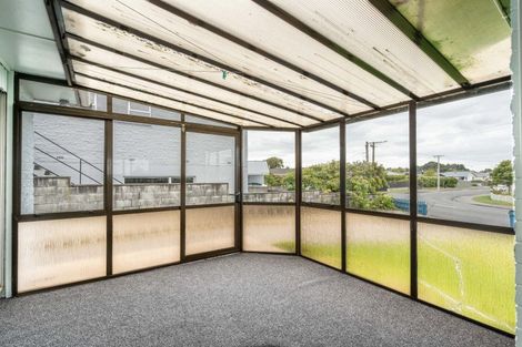 Photo of property in 52 Edinburgh Crescent, Waikiwi, Invercargill, 9810