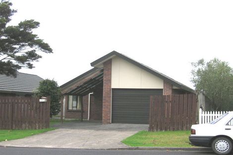 Photo of property in 143 Colwill Road, Massey, Auckland, 0614
