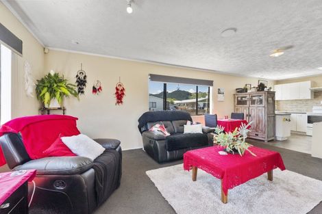 Photo of property in 4 Palmer Court, Paraparaumu, 5032