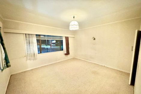Photo of property in 45 Woodford Avenue, Henderson, Auckland, 0610