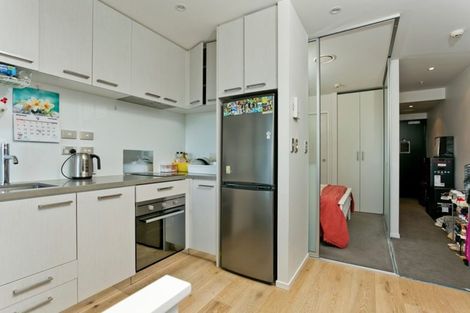 Photo of property in Queen's Residences, 1402/8 Airedale Street, Auckland Central, Auckland, 1010