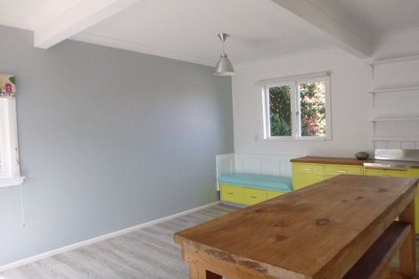 Photo of property in 33 Toi Street, Otaki Beach, Otaki, 5512