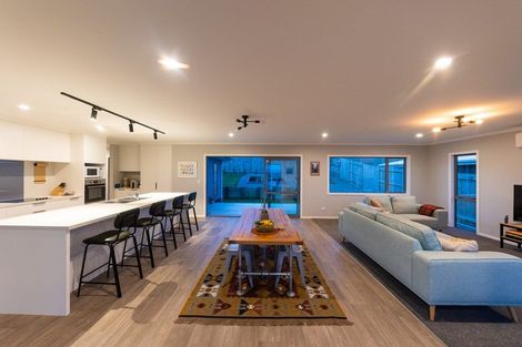 Photo of property in 18 Poplar Grove, Feilding, 4702