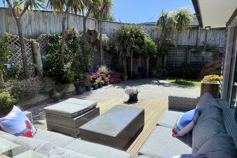 Photo of property in 46 Simpson Crescent, Raumati Beach, Paraparaumu, 5032