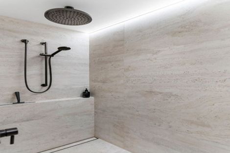 Photo of property in Seaview Apartments, 13/64 Milford Road, Milford, Auckland, 0620