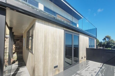 Photo of property in 32 Ocean Parade, Pukerua Bay, 5026