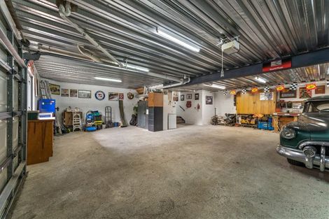 Photo of property in 10 Sunninghurst Drive, Fairfield, Dunedin, 9018