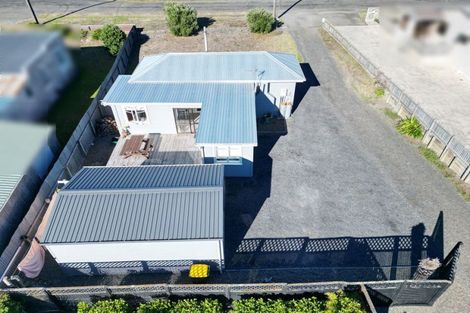 Photo of property in 15 Roore Street, Foxton Beach, Foxton, 4815