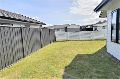 Photo of property in 51 Buddle Road, Wallaceville, Upper Hutt, 5018
