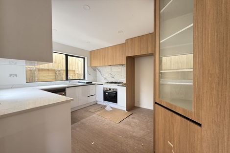 Photo of property in 40 Normanton Street, Glenfield, Auckland, 0629