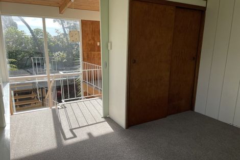 Photo of property in 25 Kopiko Road, Titirangi, Auckland, 0604