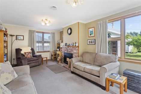 Photo of property in 27 Greenwood Close, Mairehau, Christchurch, 8013