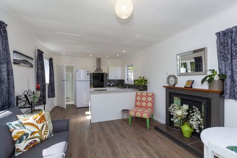 Photo of property in 56a Hinemoa Street, Paraparaumu, 5032