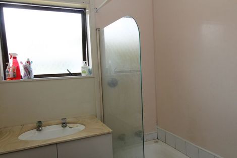 Photo of property in 2a Lee Road, Hannahs Bay, Rotorua, 3010