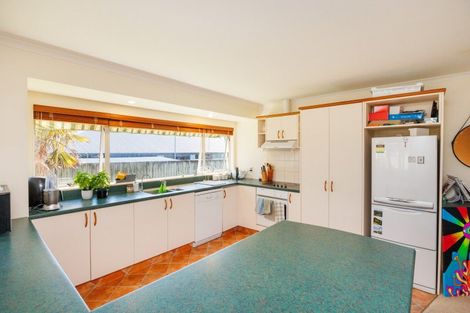 Photo of property in 9 Woodgate Court, Fitzherbert, Palmerston North, 4410