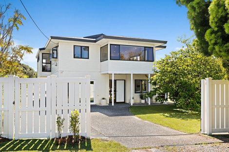 Photo of property in 37 Harbour View Road, Point Wells, Warkworth, 0986