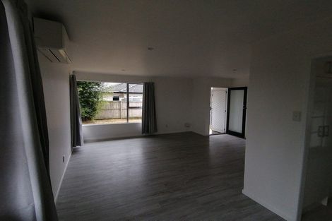 Photo of property in 2/7 Ririno Place, Manurewa, Auckland, 2102