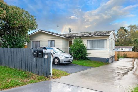Photo of property in 76a Borich Road, Sunnyvale, Auckland, 0612