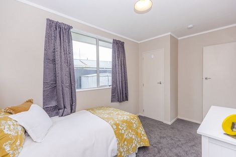 Photo of property in 2 Cypress Place, Aramoho, Whanganui, 4500