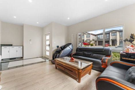 Photo of property in 42 Lime Hill Rise, Flat Bush, Auckland, 2019