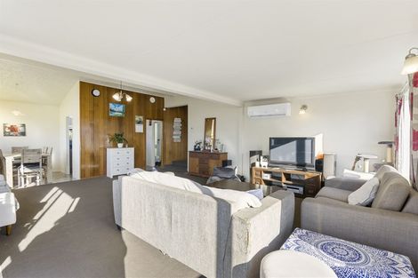 Photo of property in 37 Minaret Drive, Bucklands Beach, Auckland, 2014