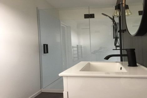 Photo of property in 2 Patton Place, Arrowtown, 9302